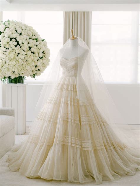 how to get a dior wedding dress